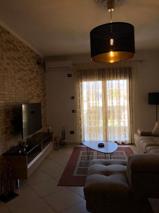 Sunset Apartments Lungomare Vlorë Buitenkant foto
