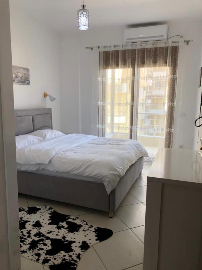 Sunset Apartments Lungomare Vlorë Buitenkant foto