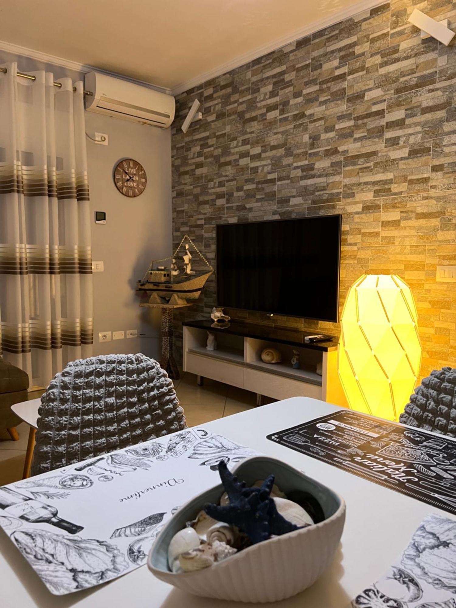 Sunset Apartments Lungomare Vlorë Buitenkant foto