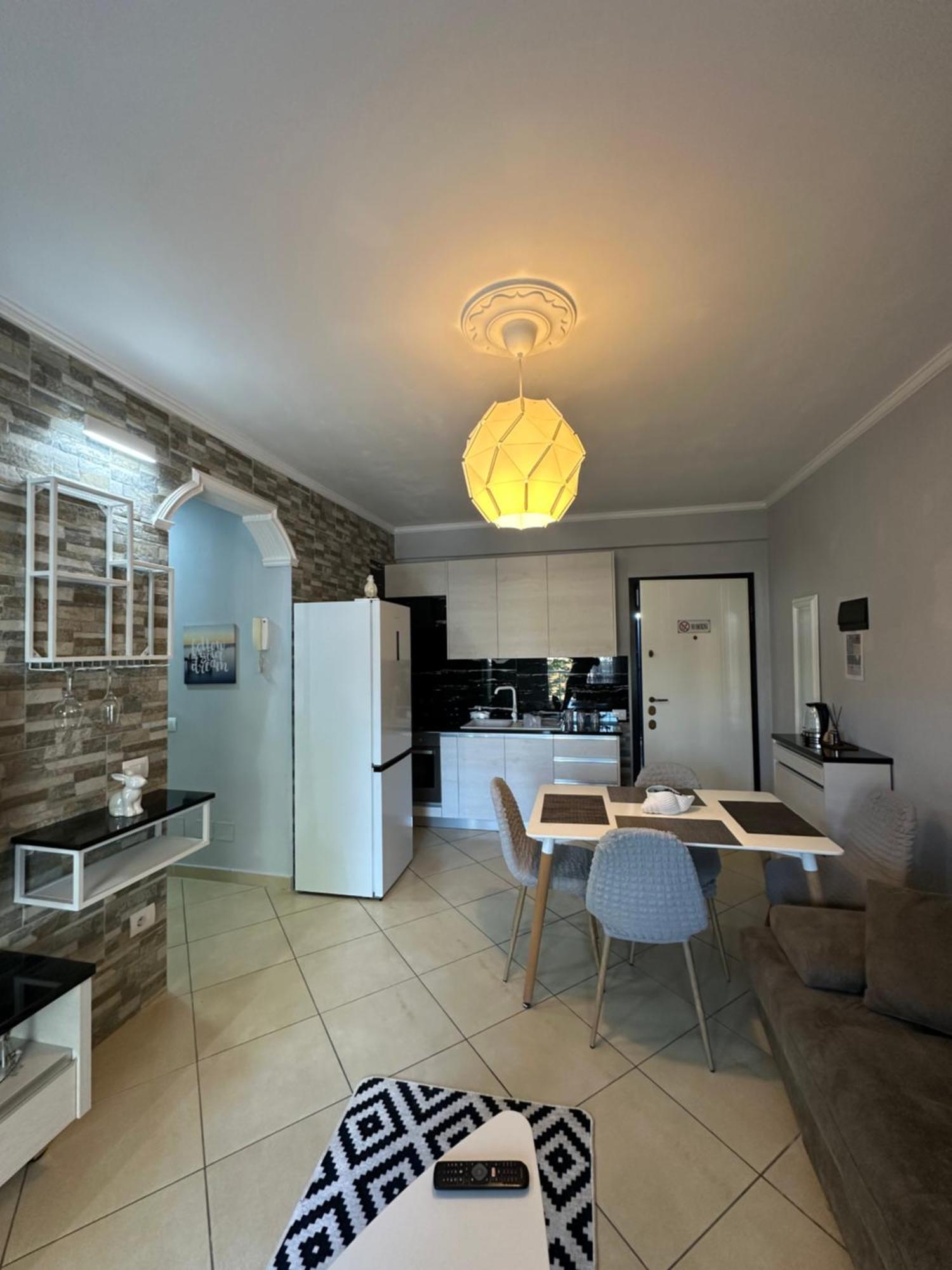 Sunset Apartments Lungomare Vlorë Buitenkant foto